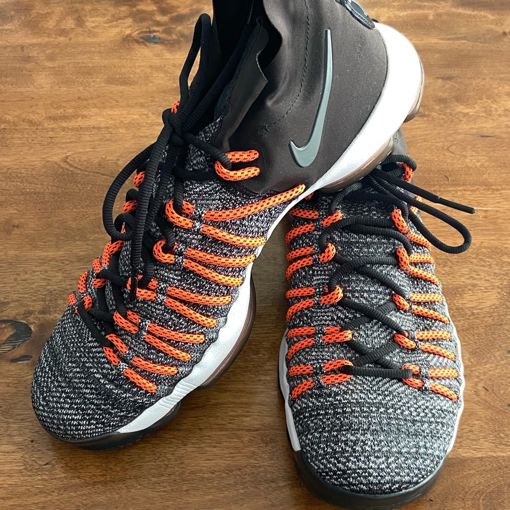 Men’s Nike KD Elite Dark Grey and Hyper Orange Shoes - Sz 11